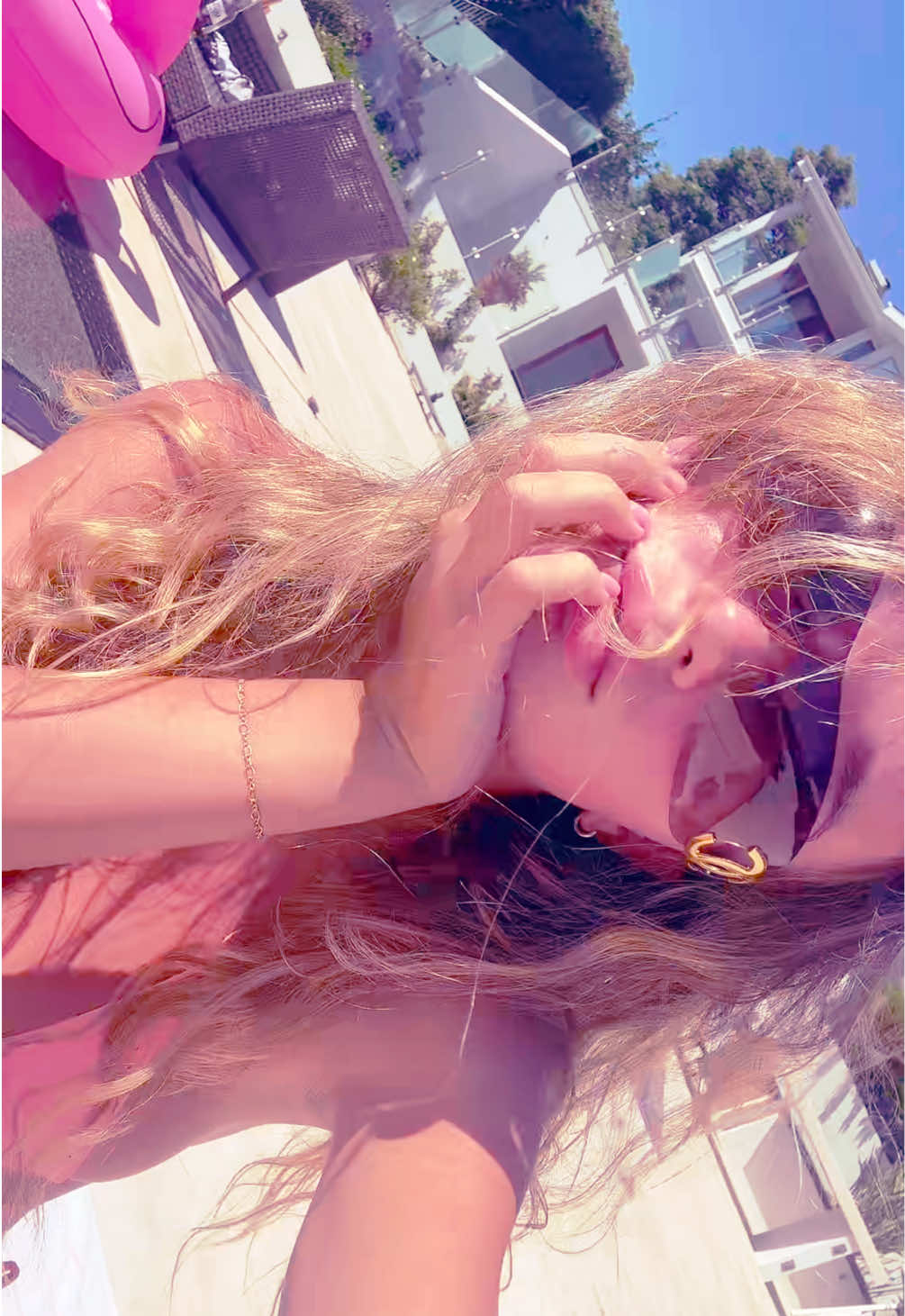 @amillieon