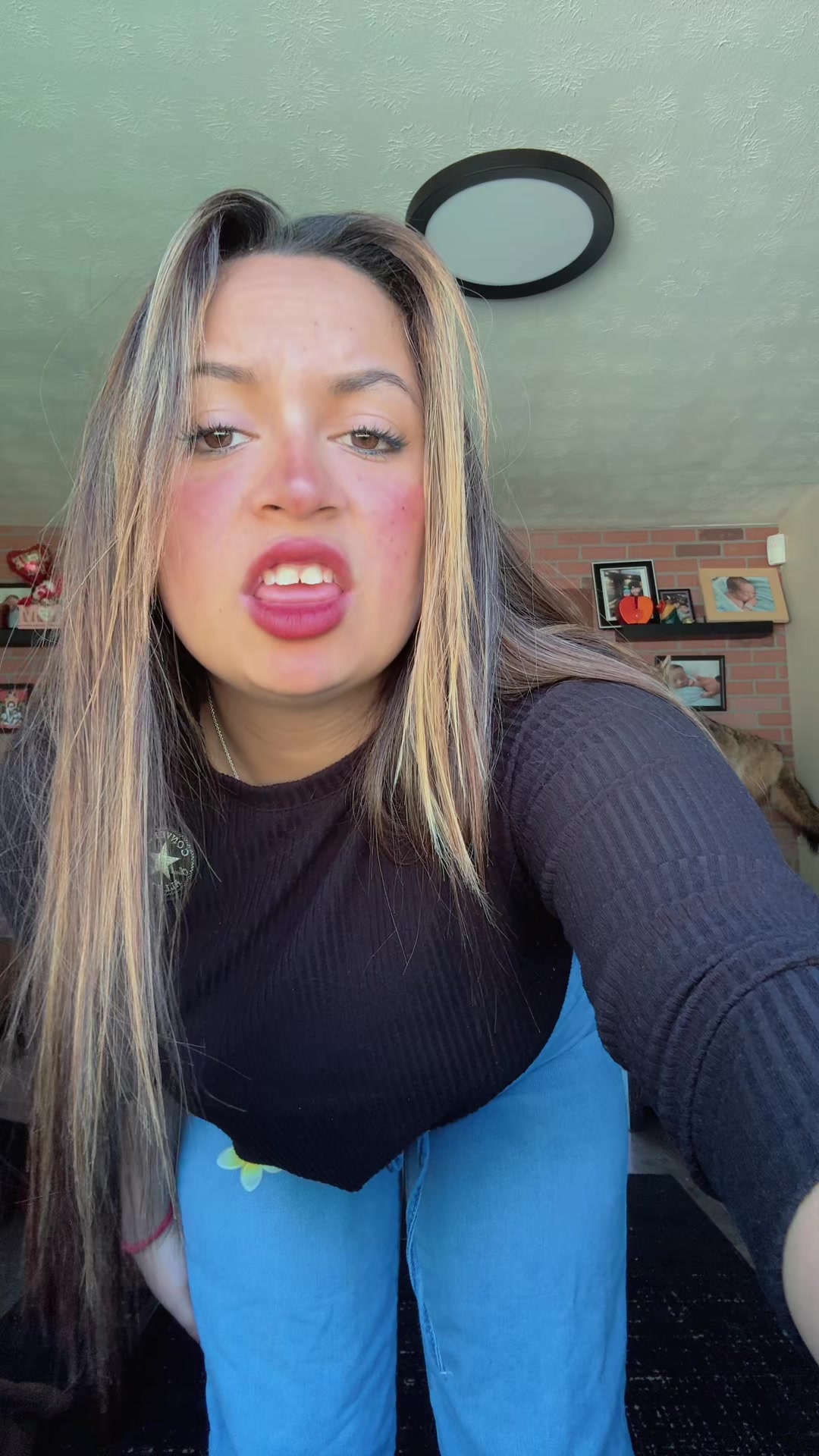 @Jenny🍒💫
