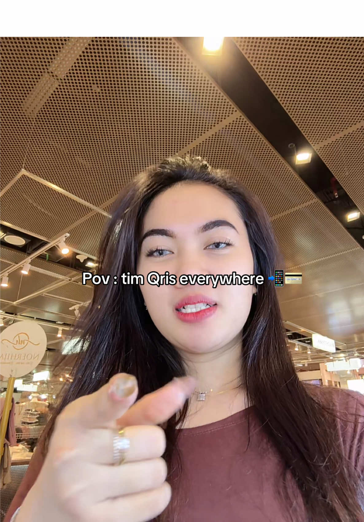 @AGNESSTANIA