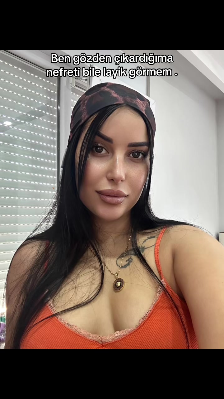 @Aysesoyturk