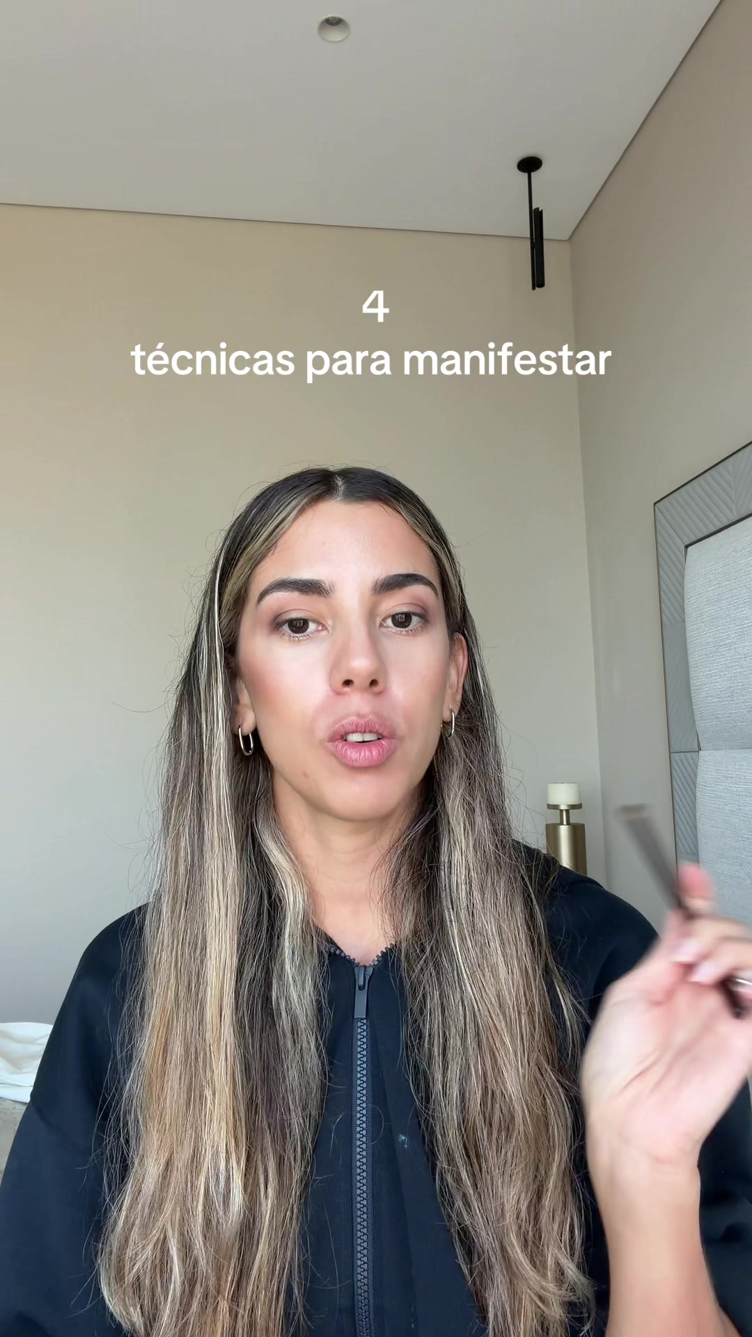 @Camila
