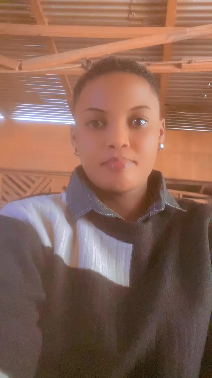 @Official vee 💕❤️