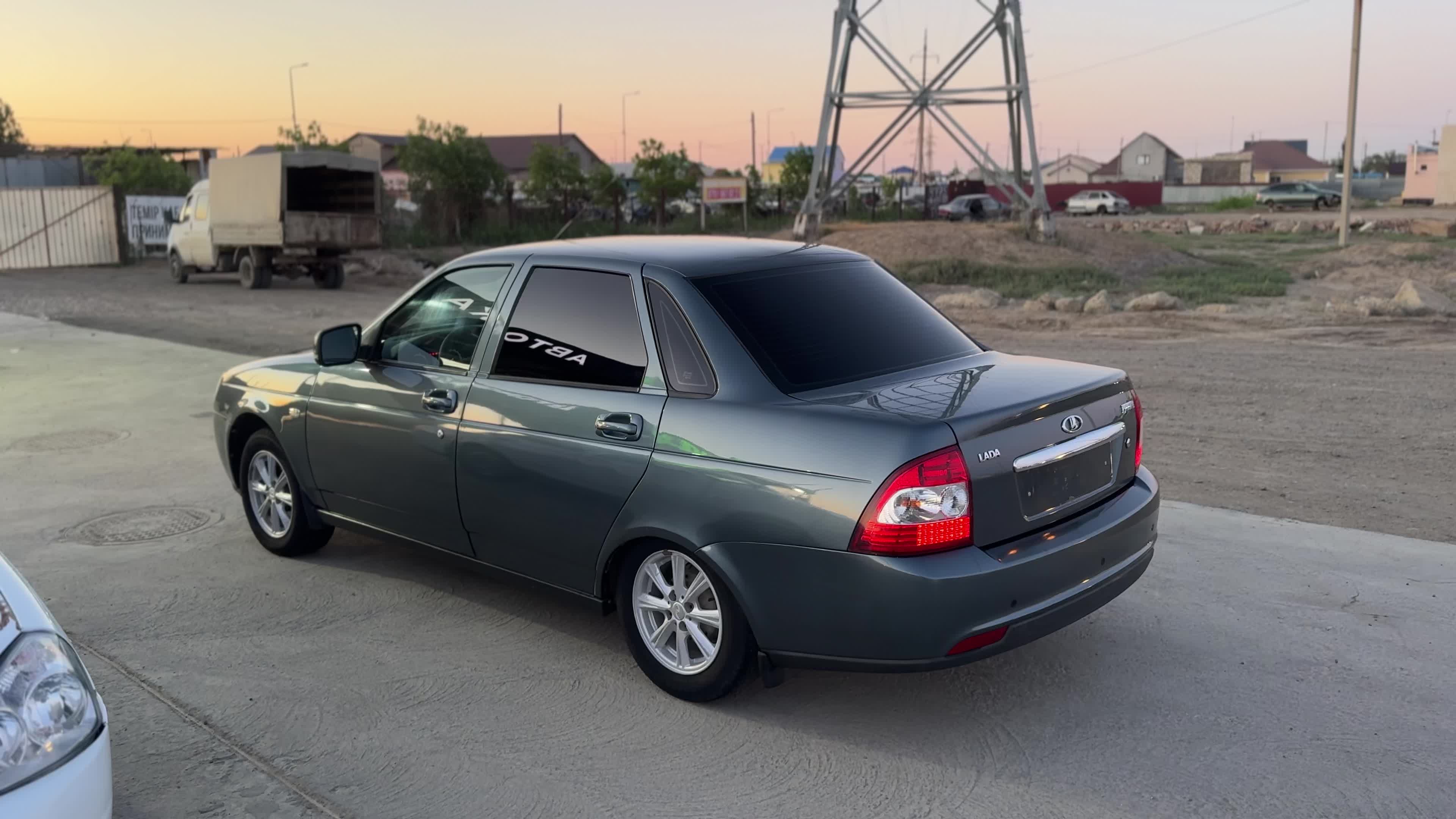 @zholdybaevv01