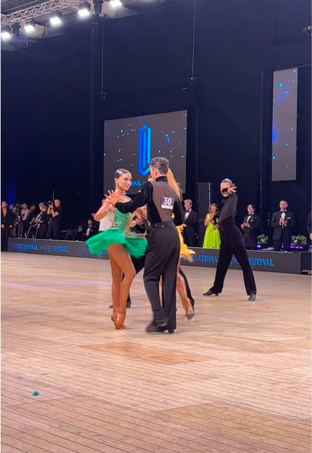 @dance_lena