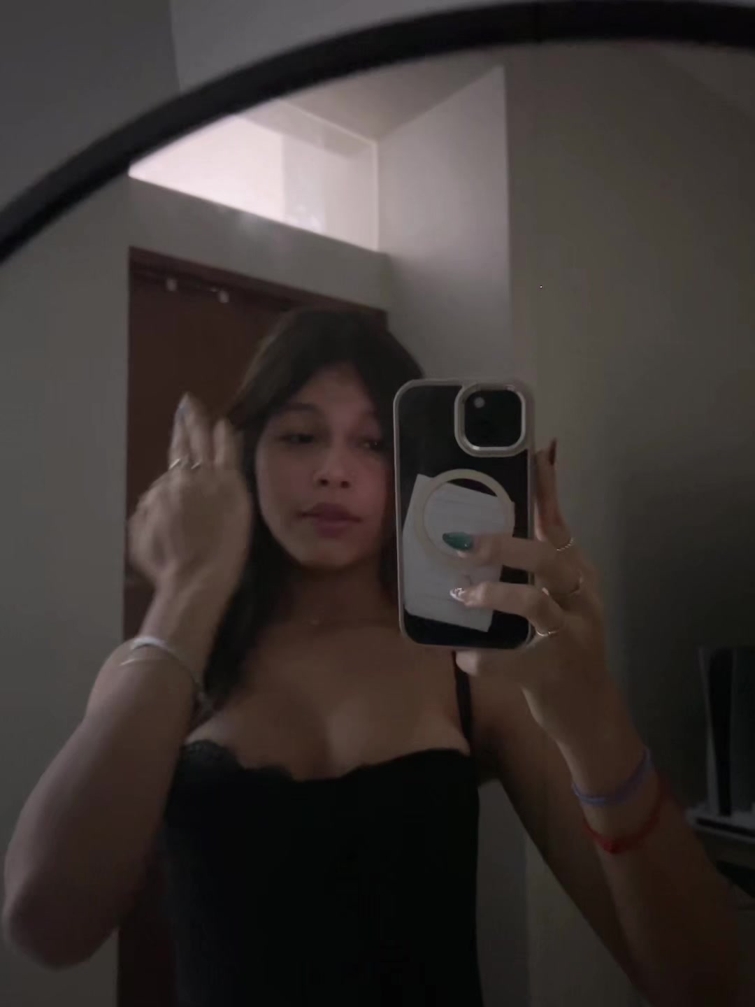 @🪩