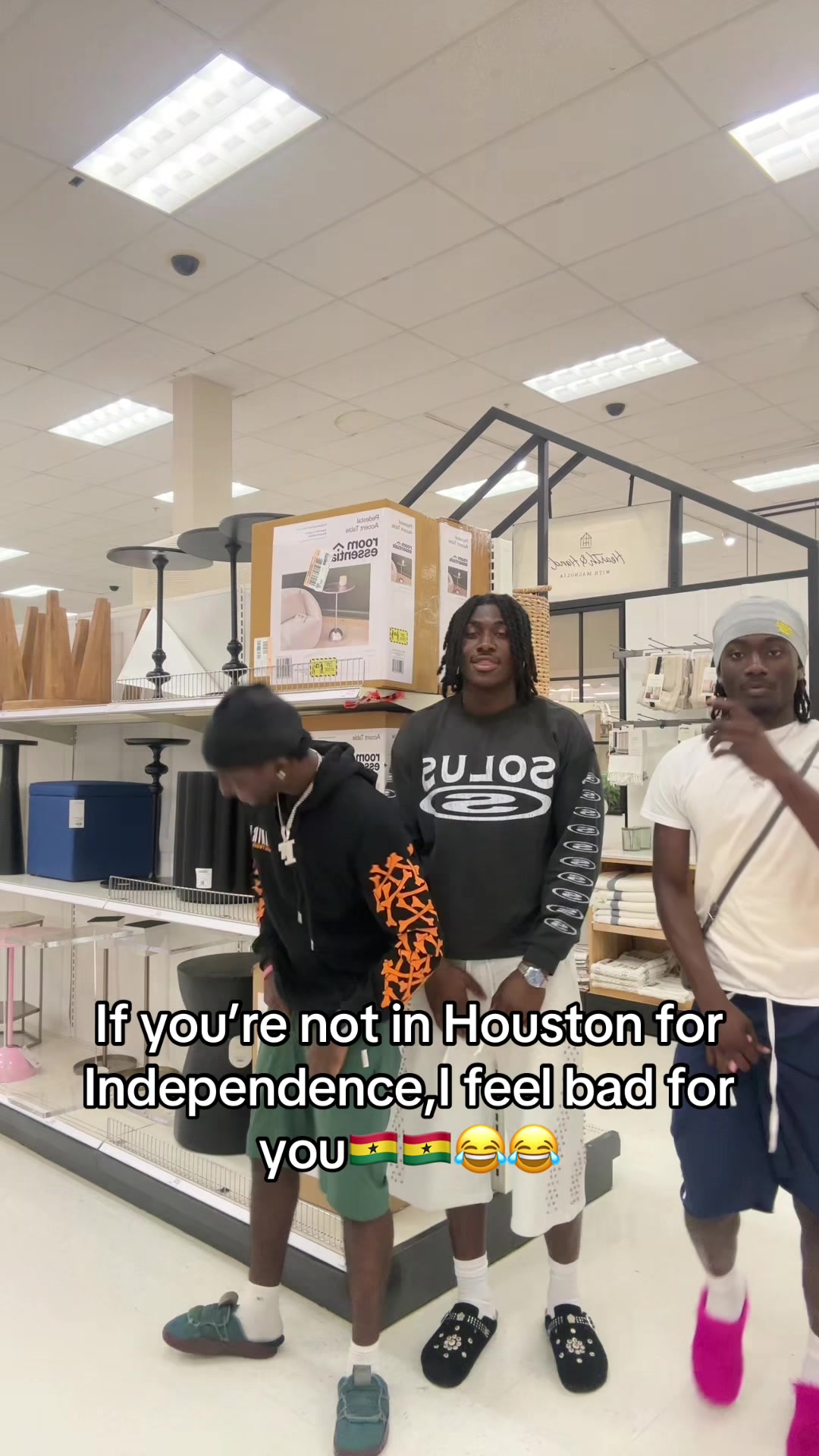 @Kwame🇬🇭