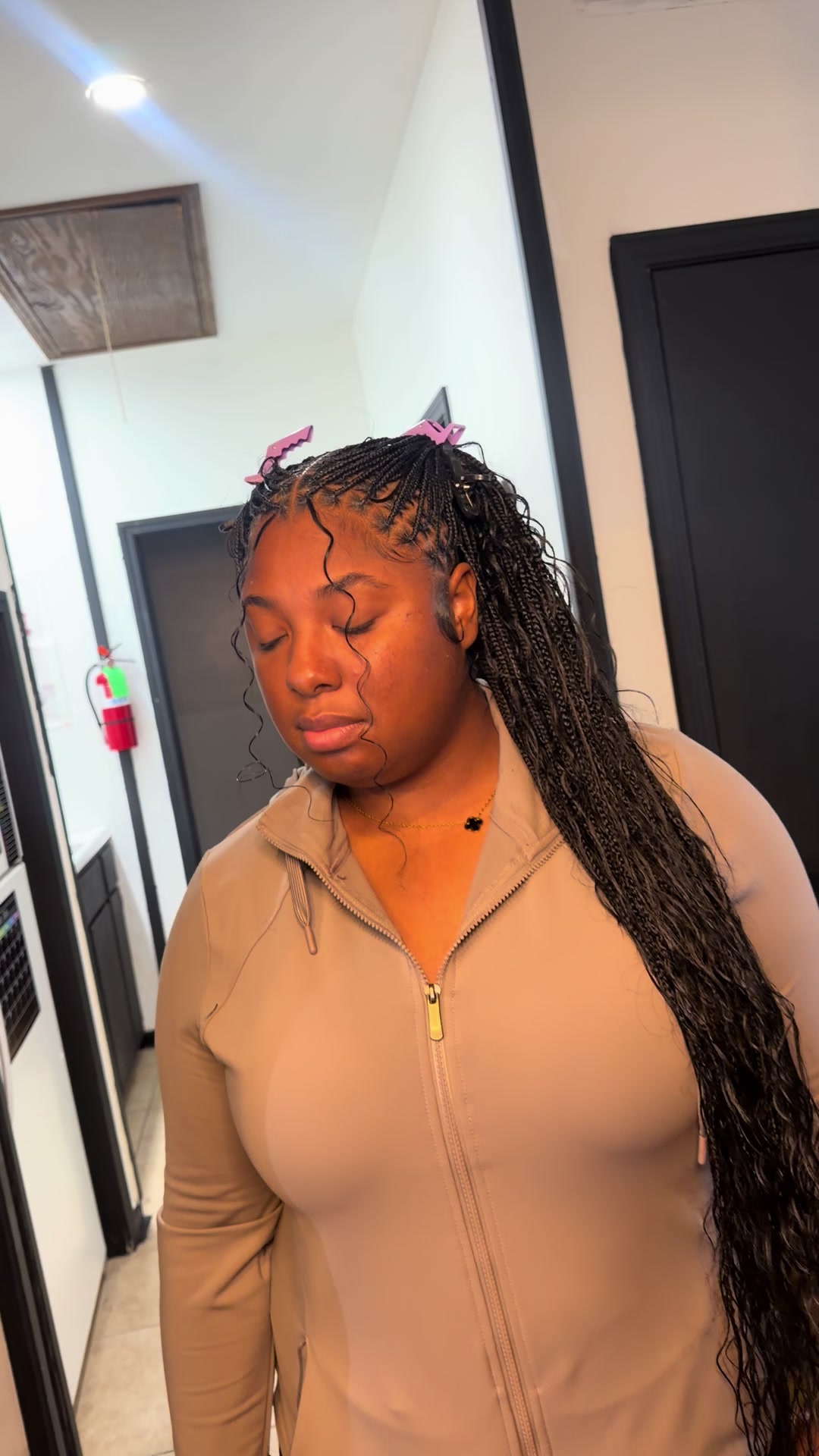@knicolebraidbar