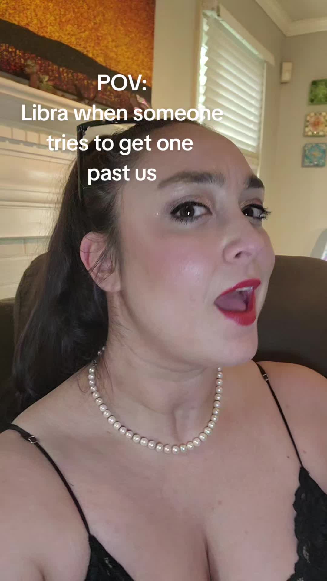 @PokerWithSara
