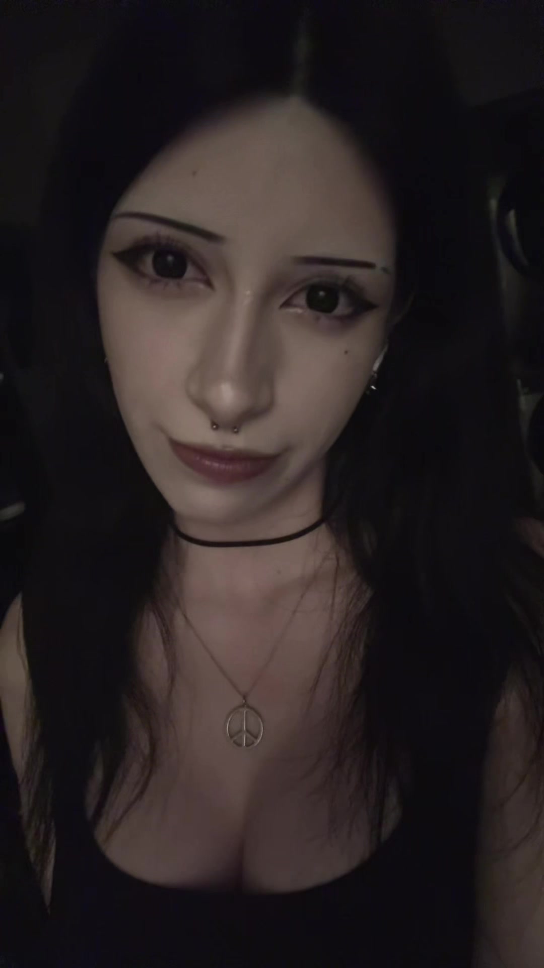 @☠︎