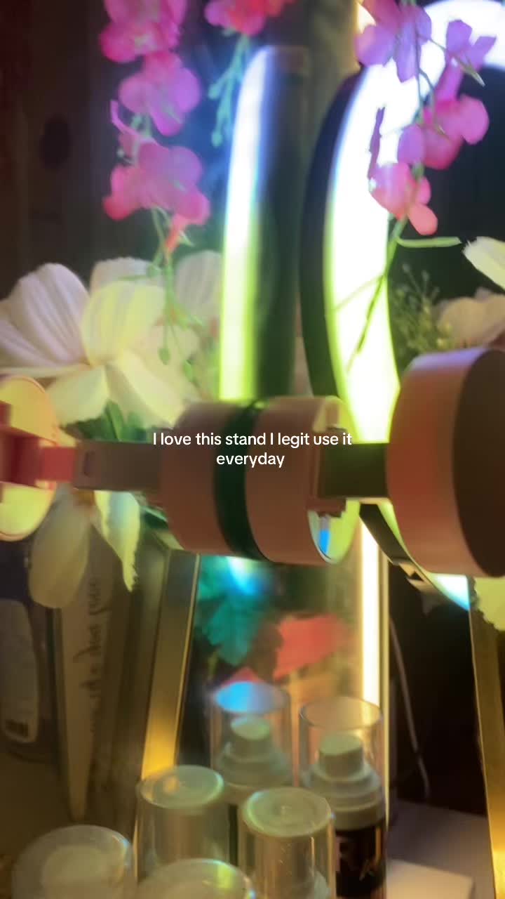 @LeonnaMarie ᥫ᭡