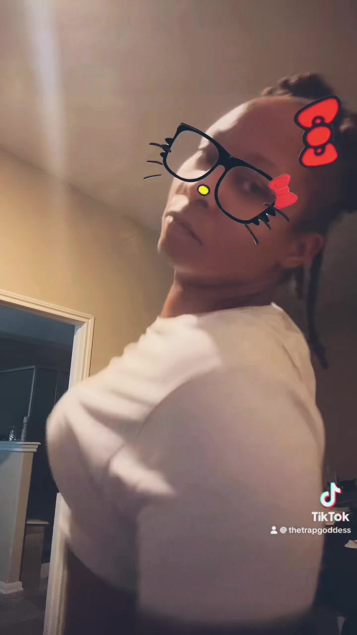 @Nina Bhuretta