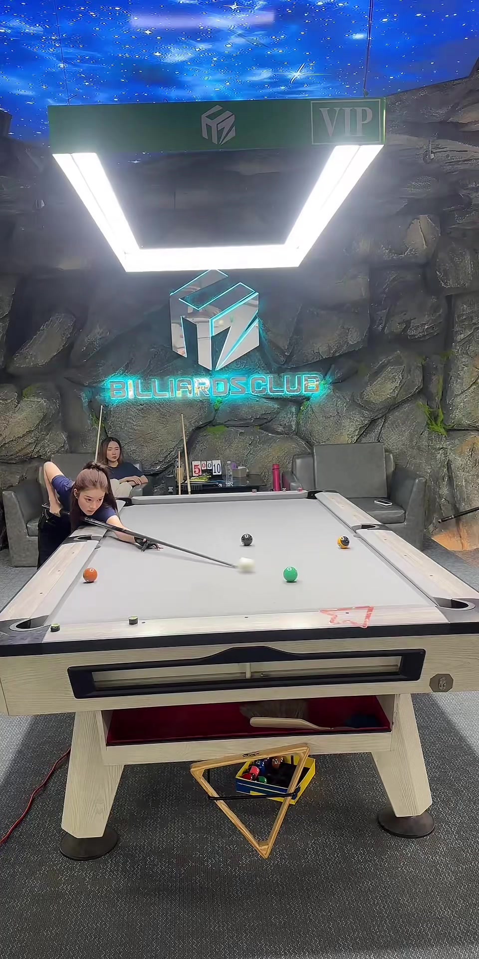 @Út Nhị Mino