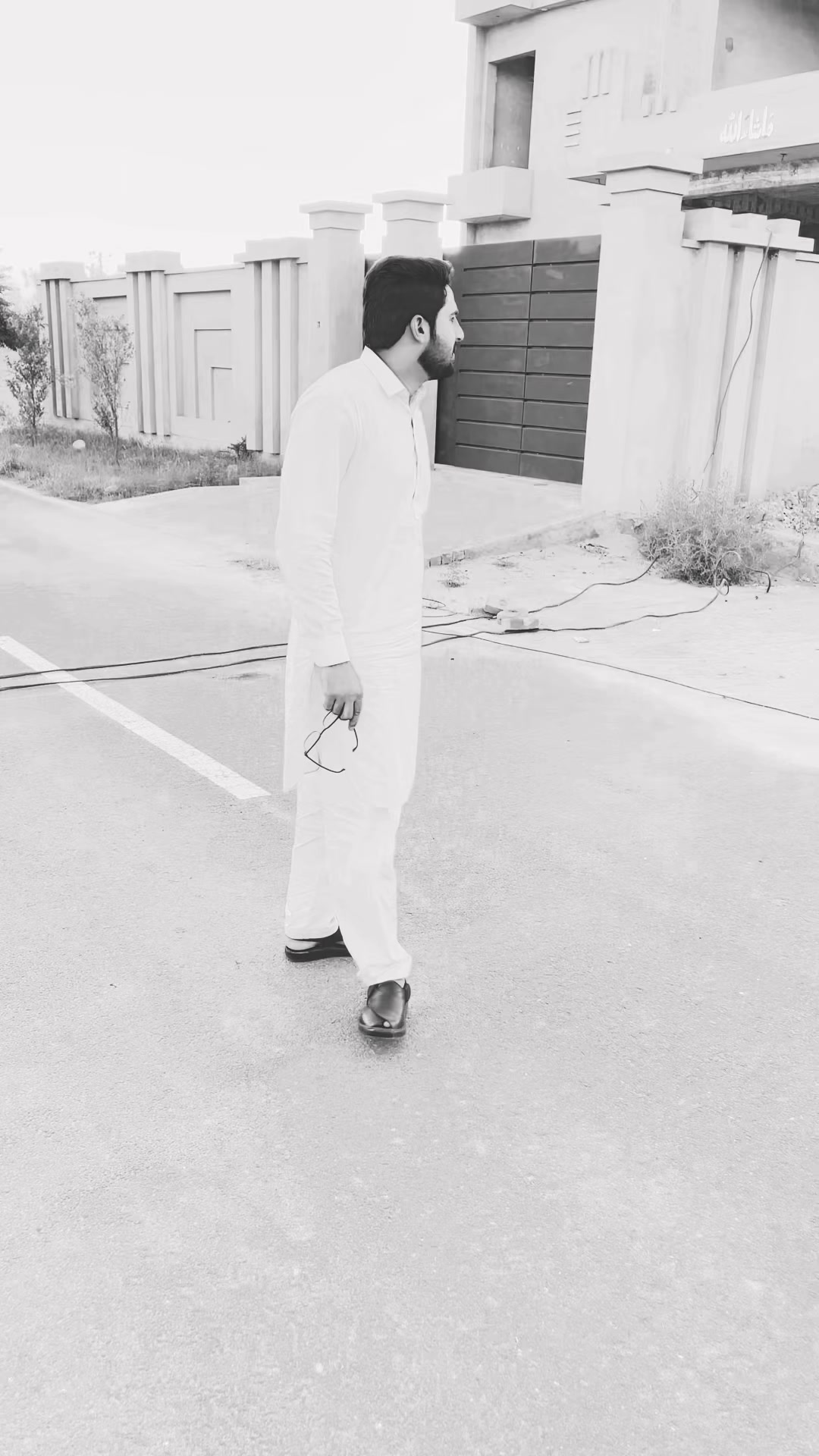 @Aleem Dhillon 7