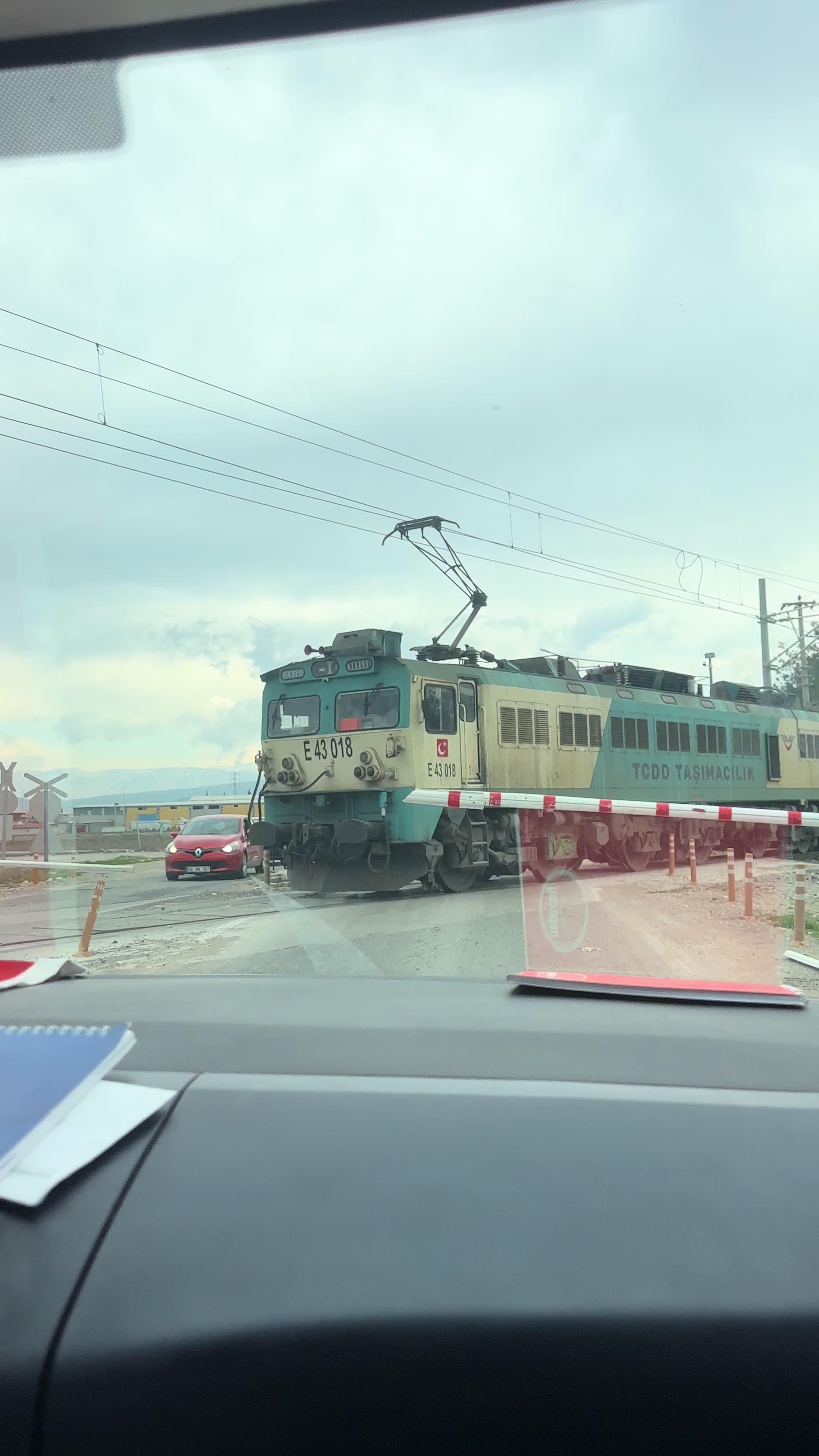 @AYRINTIdekormemetzorlu