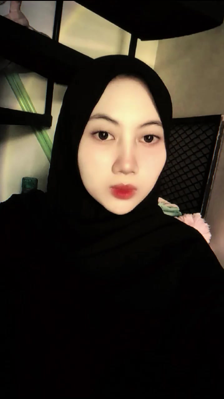 @Syahnaz,,