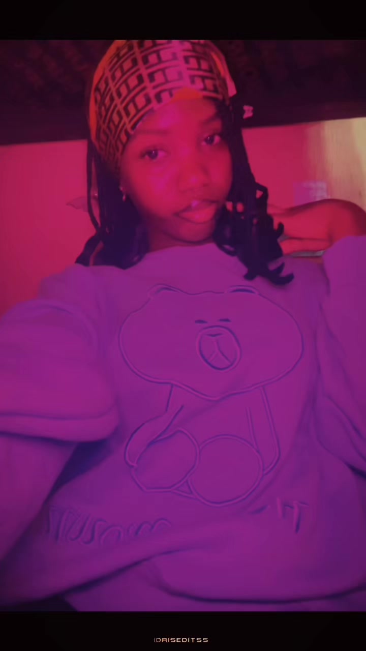 @Chiwenduᥫ᭡