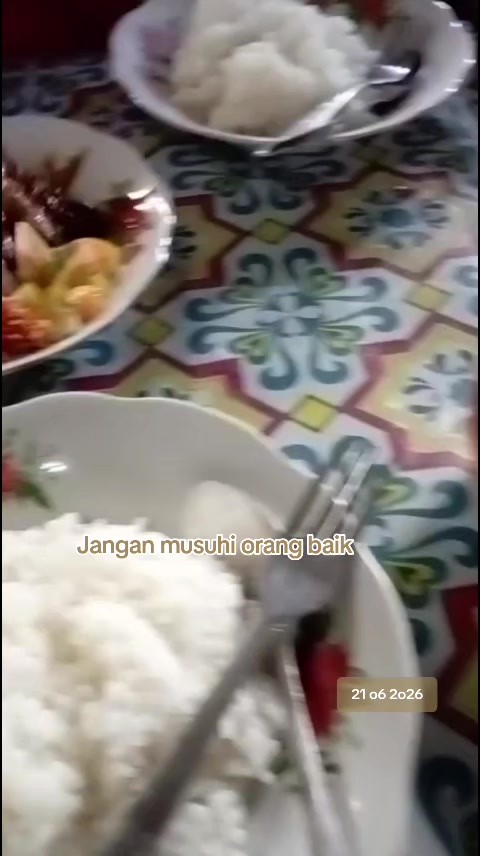 @istiono