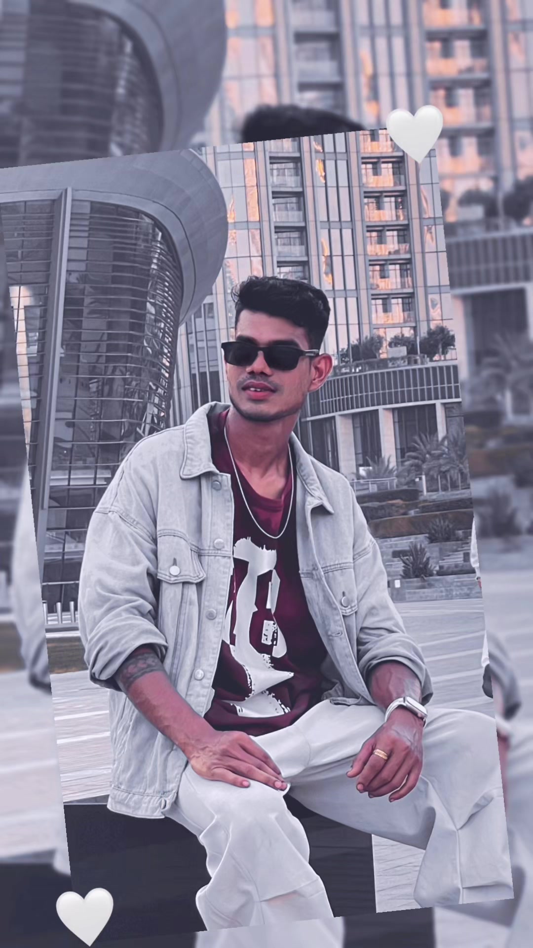 @Amar Dangaura 🇦🇪
