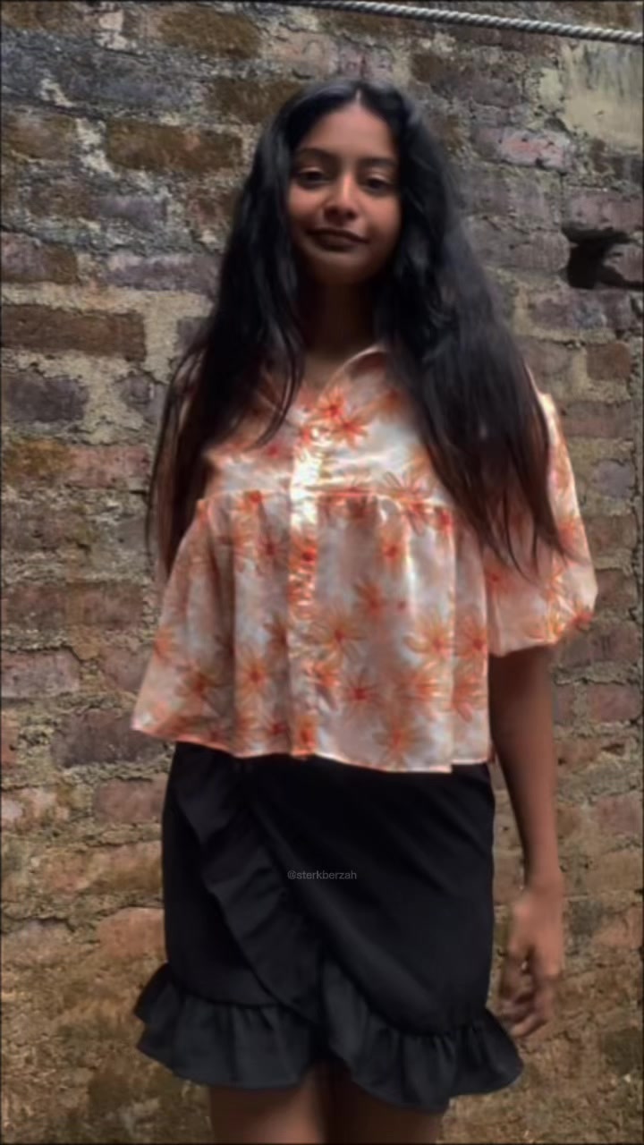 @ℒ𝒶𝓋𝒶 𝒢𝒾𝓇𝓁 🦄❤️🔥💋