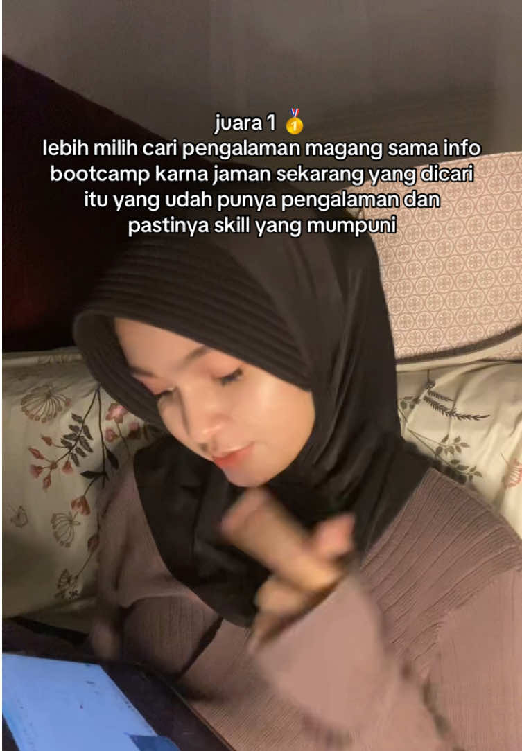 @Lia | Remote Holic