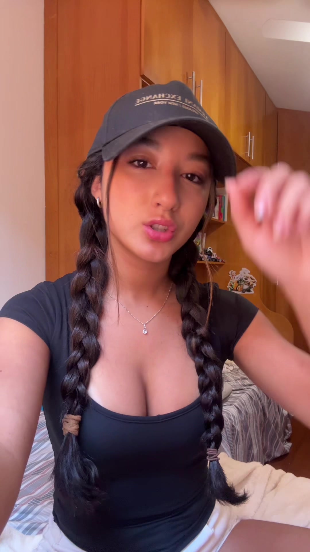 @sophiadaily_