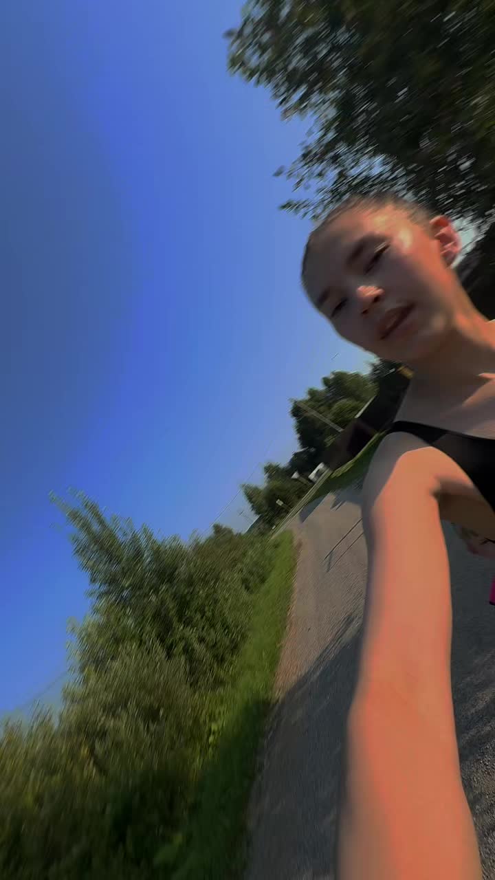 @Vika