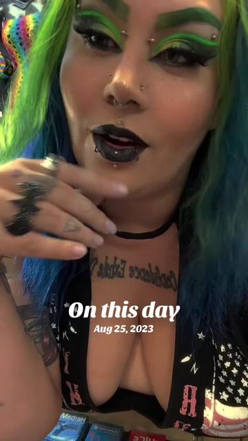 @🖤💚MamaSkittles💚🖤