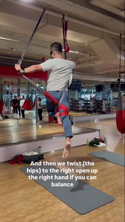 @Aerialyogawithdesmond