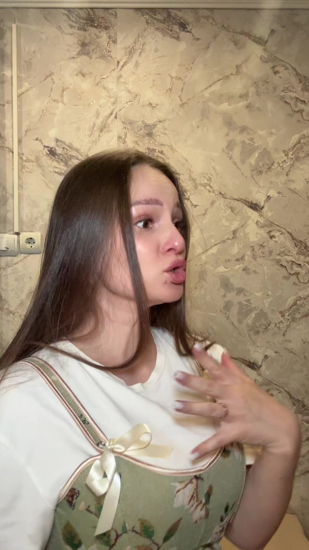 @Anapinkgirl