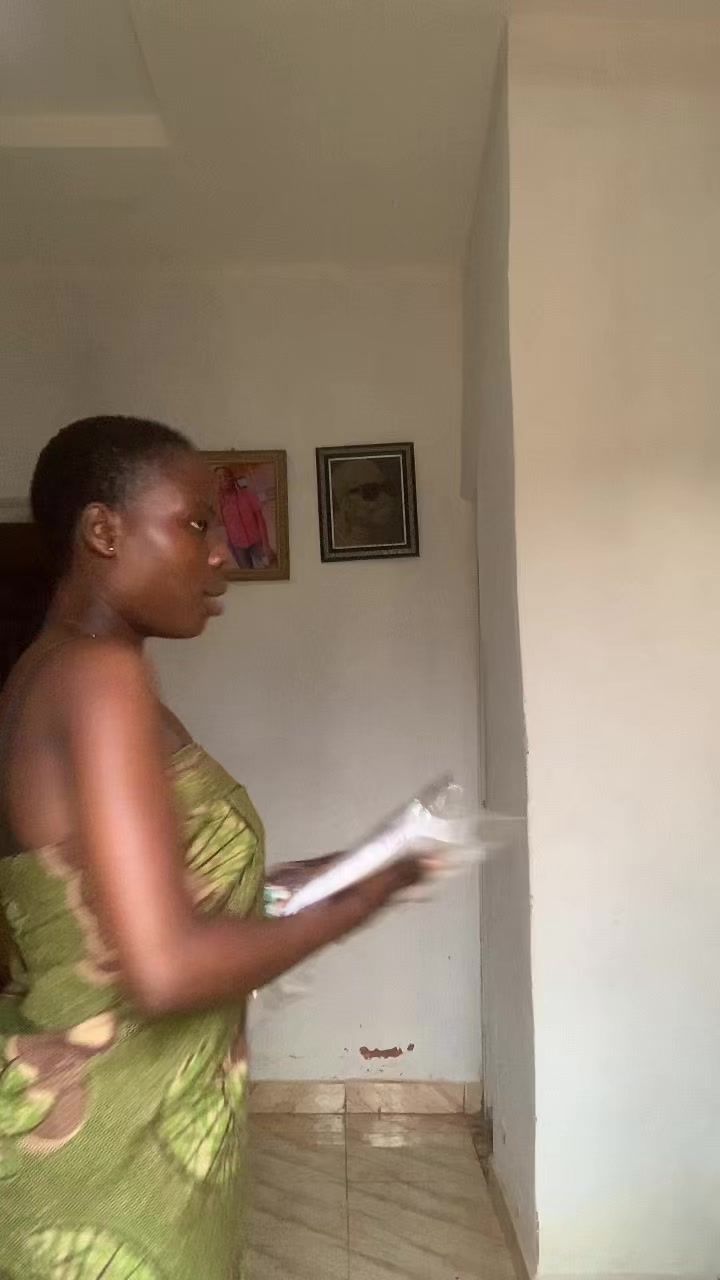 @GiftedLola_50