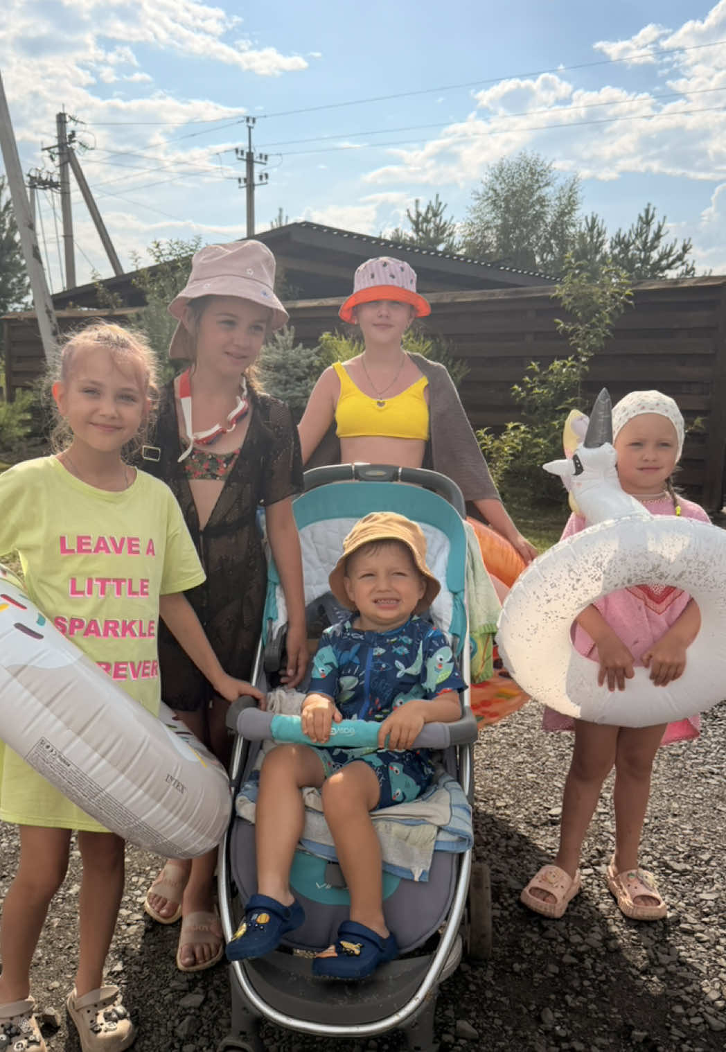 @Саша в квадраті 🧑🧒 UGC