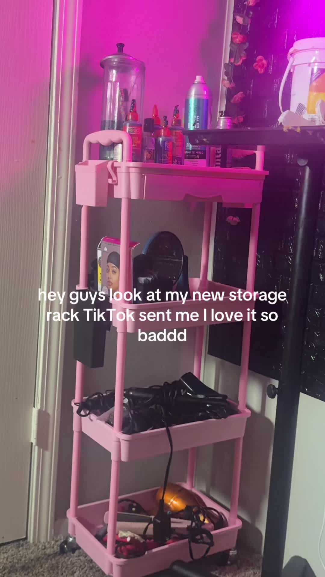 @knicolethed0ll