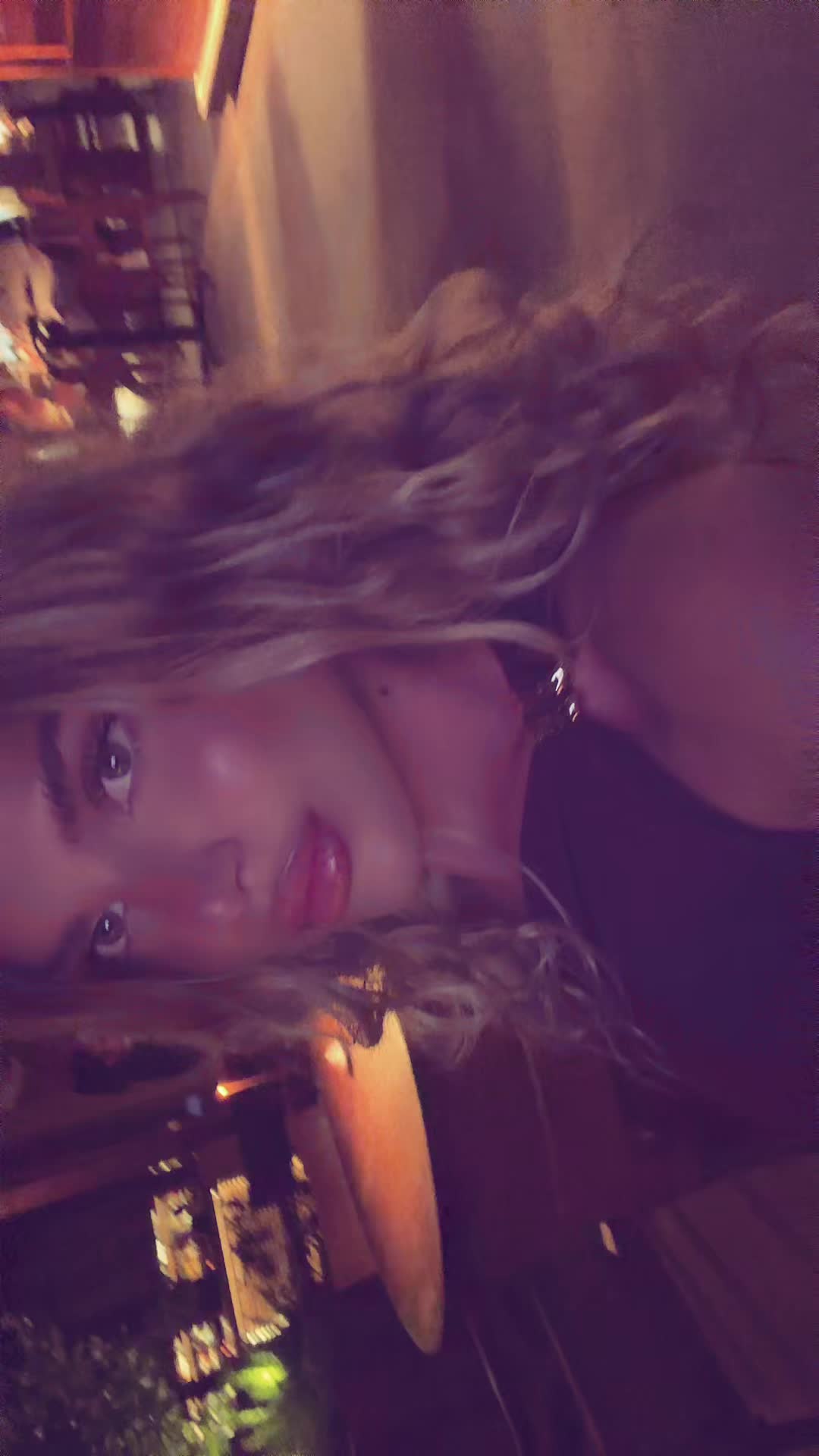 @Ана