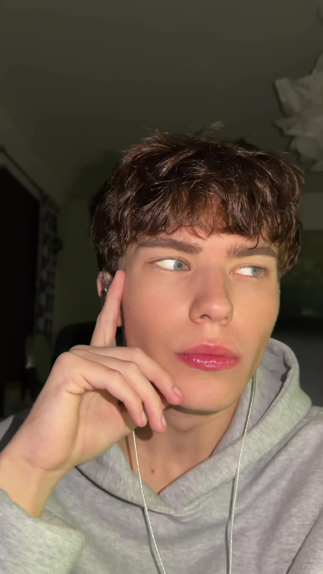 @feliks
