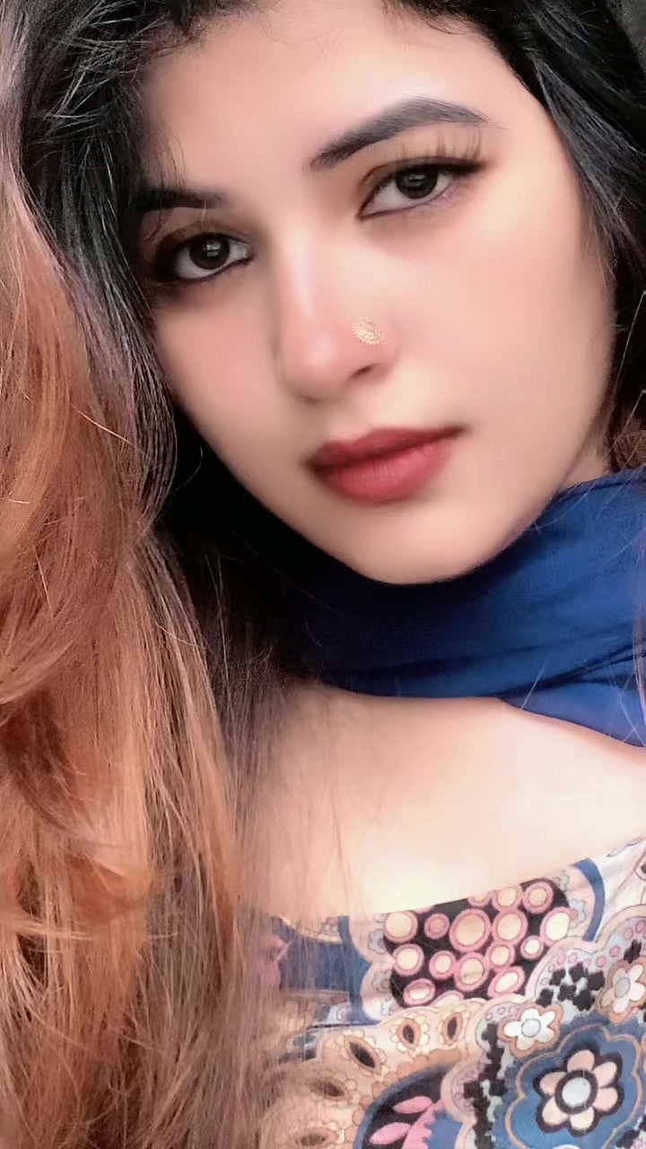 @anum_butt_143👑