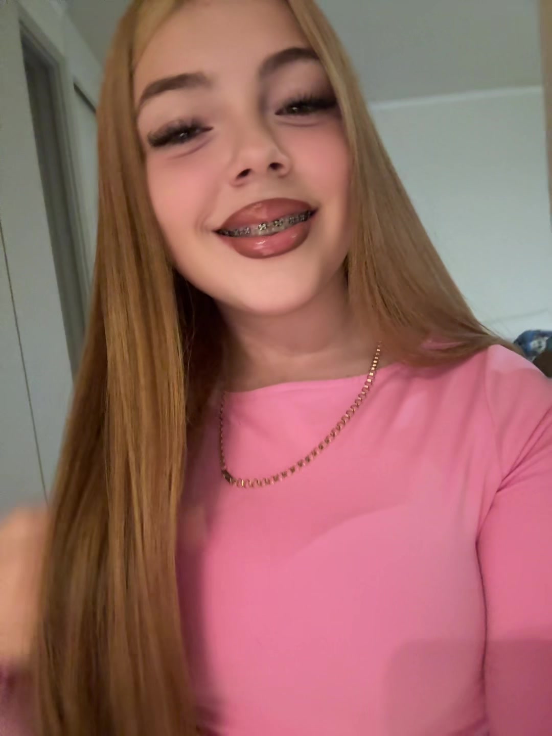 @𝒻𝓁ℴ𝓇ℯ𝓃𝒸𝒾𝒶 𝒾𝓈𝒾𝒹ℴ𝓇𝒶