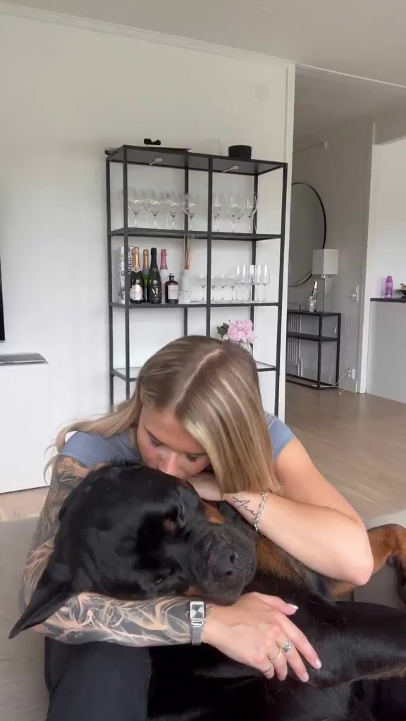 @Sabrina paws