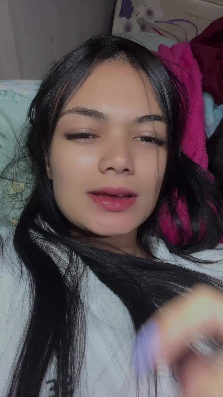 @Anna Laura