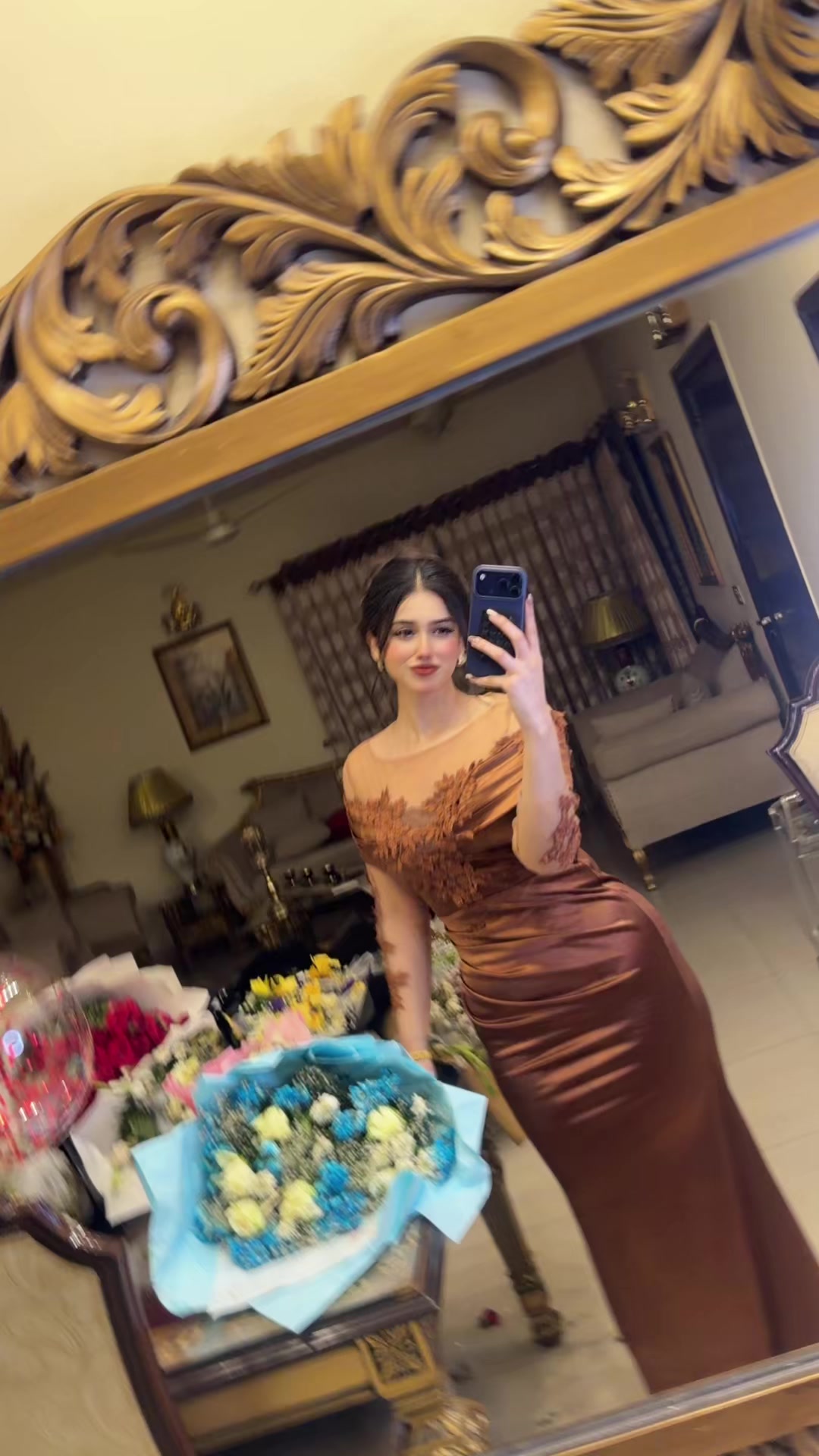 @Alina Amir