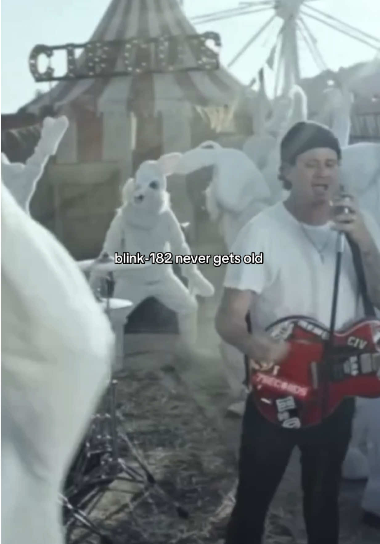 @Blink-182 Fan Page