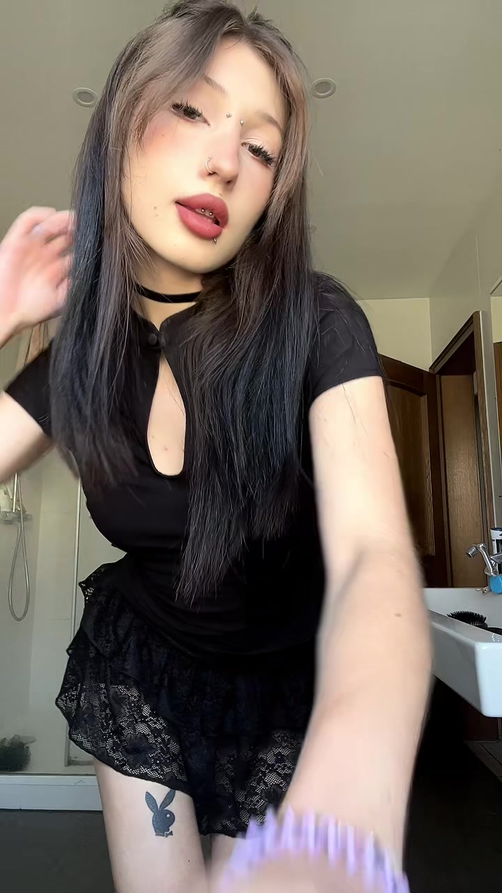 @Саш🐈&zwj;⬛