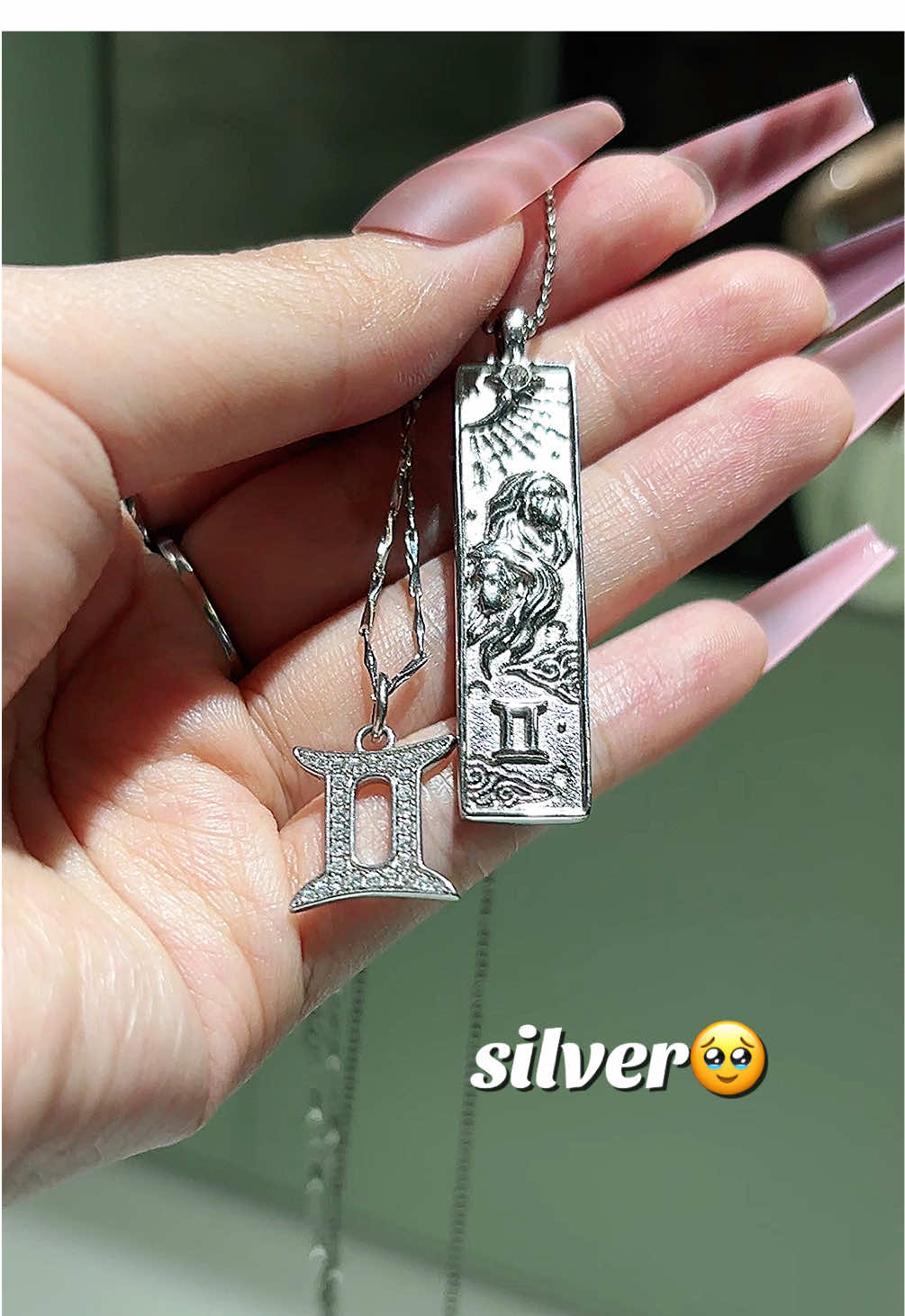 @Sixfox