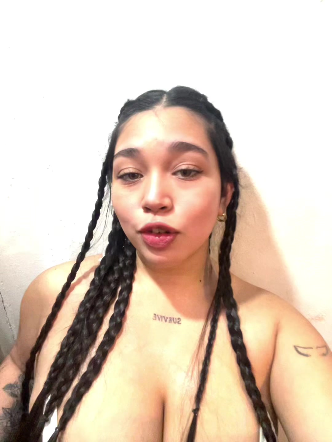 @VALENTINA💋