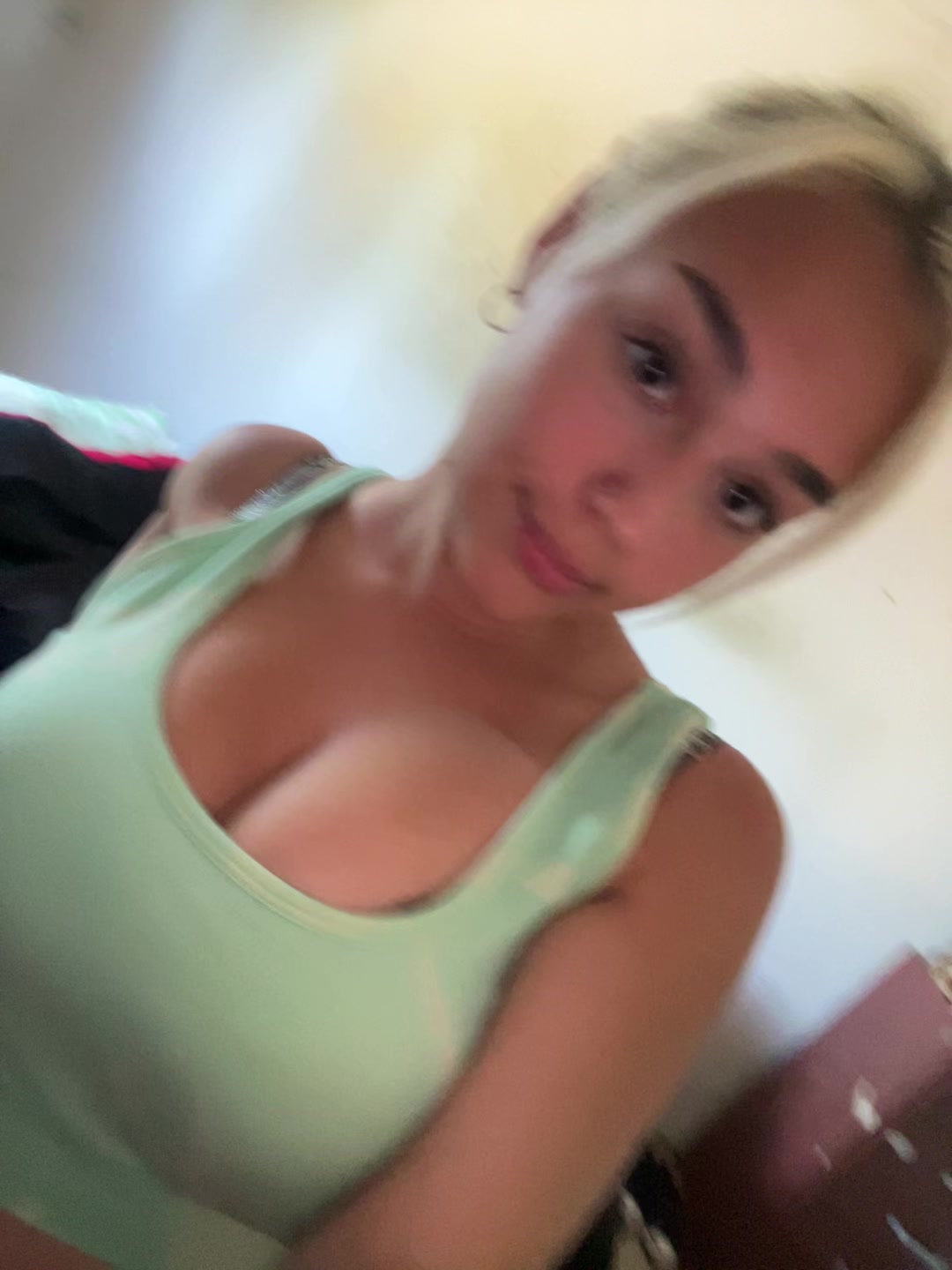 @𝓐𝔃𝓾𝓾🕷️