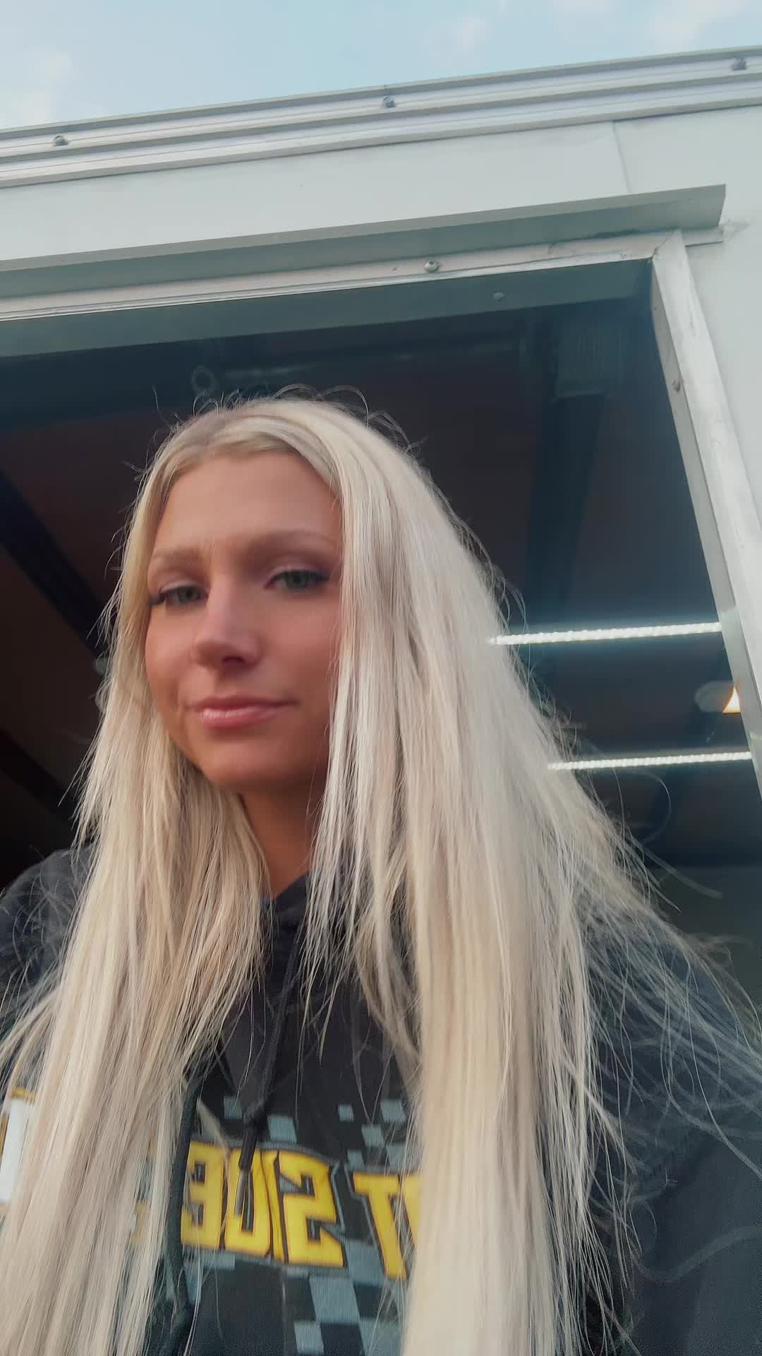 @MICHIGAN QUEEN ๐ฆ๐ฆ๐๐บ๐๐