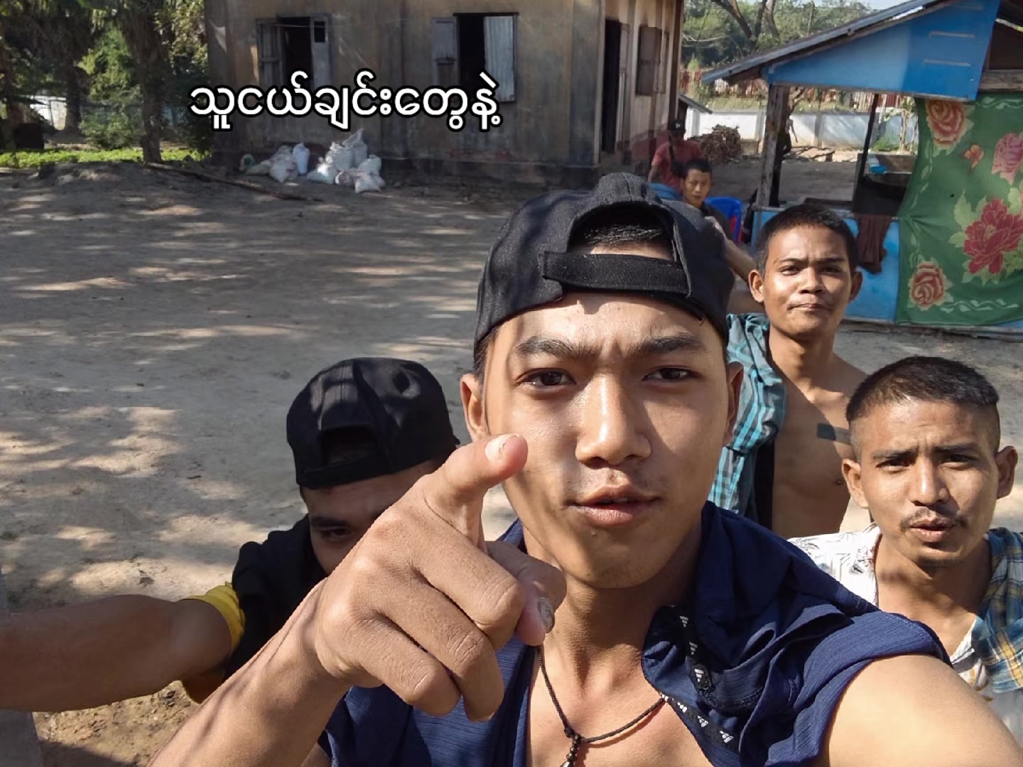 @{ကိုထက်}