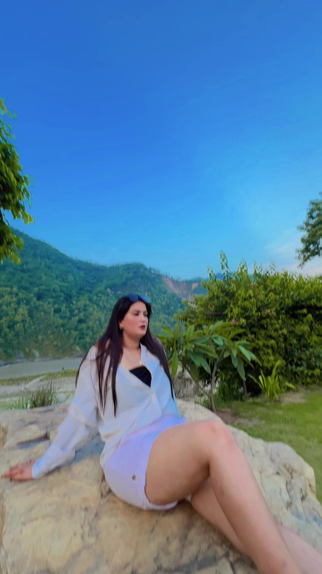 @🧿Saru Khadka 🧿