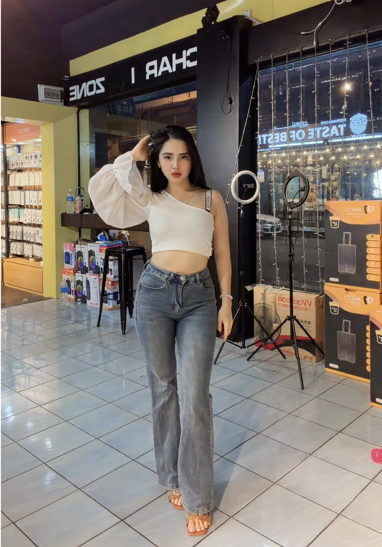 @Jonggo