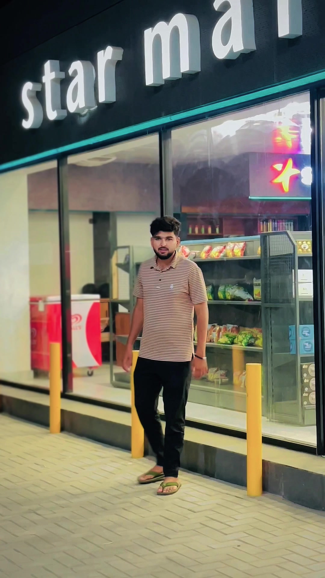@ملک علی حمزہ اعوان 💸