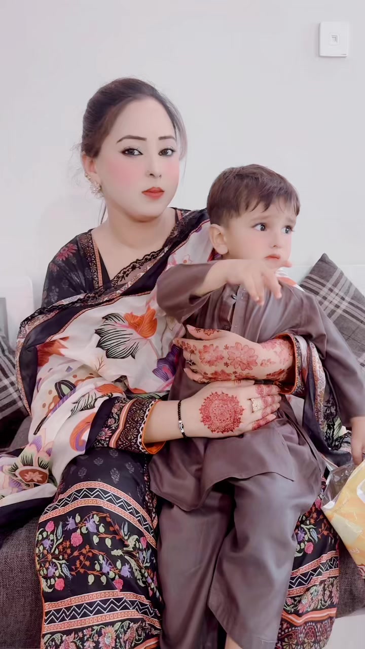 @🇵🇰♥️FARAH KHAN♥️🇦🇫